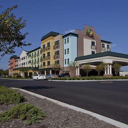 Mardi Gras Casino & Resort Cross Lanes Exterior foto